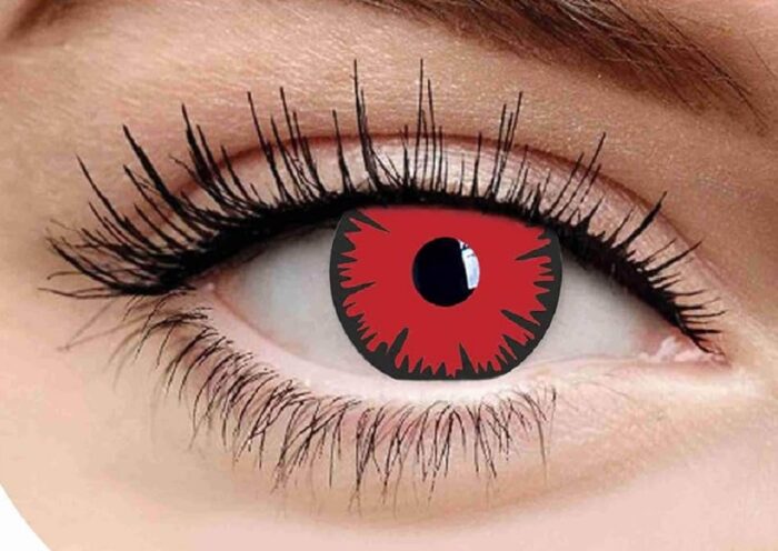 How to Achieve a Hauntingly Real Look with Vampire Contacts